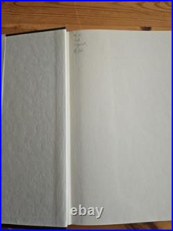 1990 Signed First Edition Terry Pratchett Moving Pictures