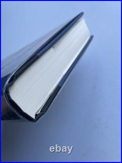 2014 The Narrow Road to the Deep North Richard Flanagan First Edition Signed