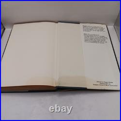 Douglas Adams Signed First Edition Book Last Chance to See 1990 Hardback With DJ