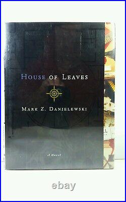 House Of Leaves by Mark Z. Danielewski SIGNED 2000 First Second Edition HCDJ