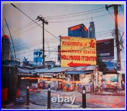 Peter BIALOBRZESKI, Florian Hanig / NEON TIGERS Signed First Edition #203359 Peter BIALOBRZESKI, Florian Hanig / NEON TIGERS Signed First Edition #203359