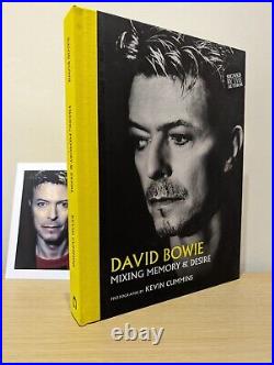 Signed-First Edition-David Bowie Mixing memory and desire by Kevin Cummins-New