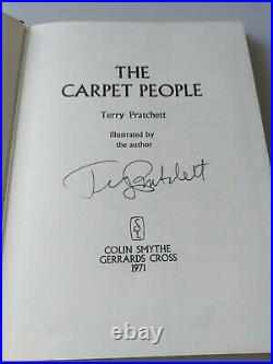 Terry Pratchett The Carpet People Hardback UK 1st edition Signed 1971 Smythe