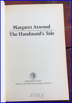 The Handmaid's Tale Margaret Atwood SIGNED 1st / 3rd Cape Hbk Dw 1986